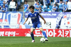 瓦莱错失绝佳良机 国米首回合0-0战平科莫